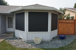 Fixed solar screens