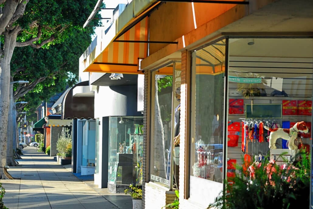 Choosing a Commercial Awning